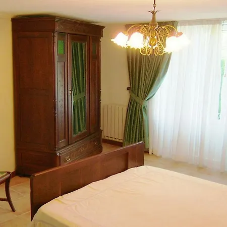 Moivel Villa *